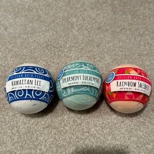 3 brand new artisan bath bombs